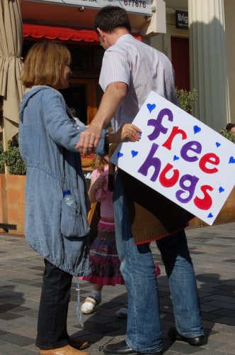 Free hugs